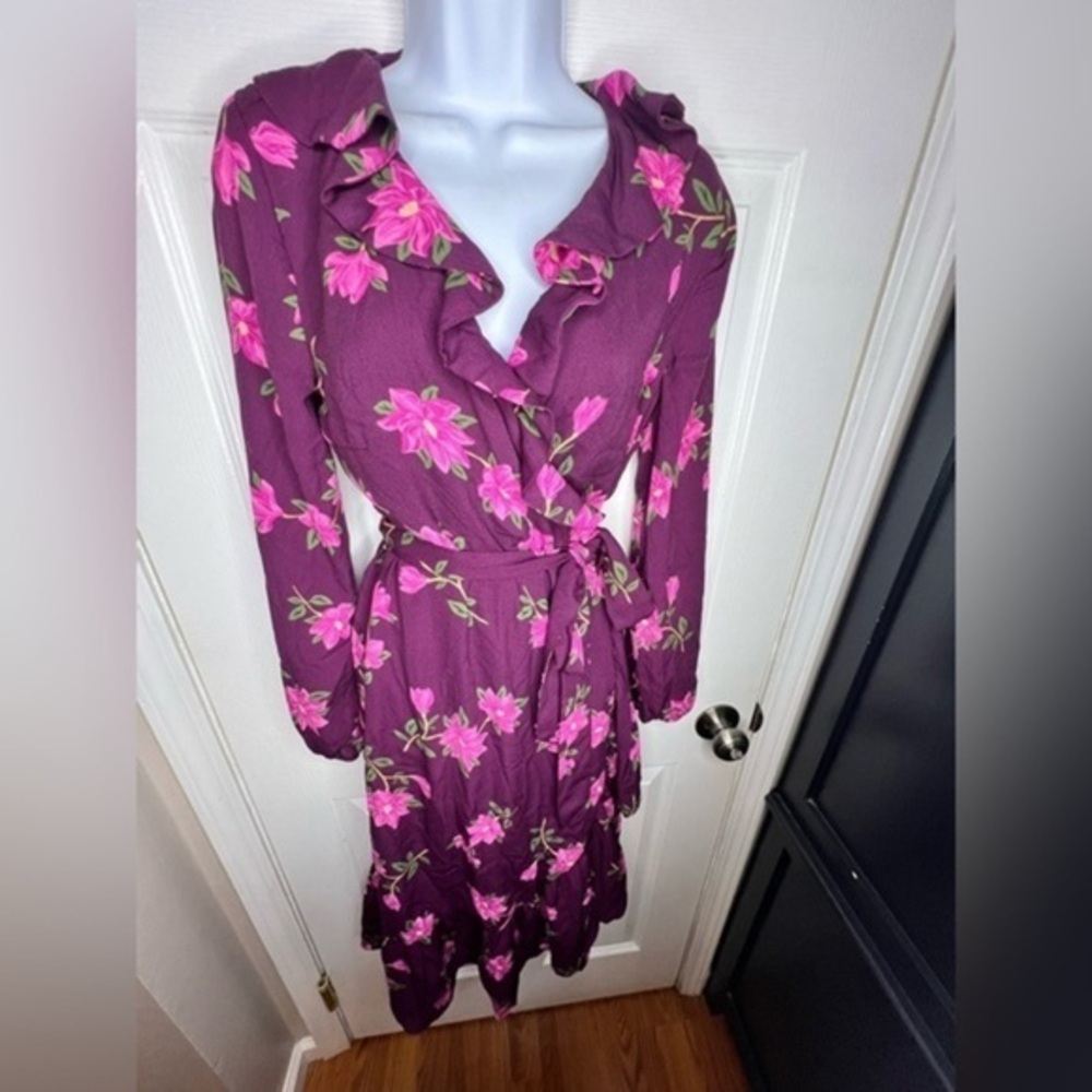 NWT Draper James RSVP Womens Small Purple Floral Long Sleeve Ruffle Wrap Dress S